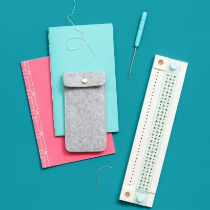 Įrankis knygų įrišimui We R Memory Keepers - Book binding guide